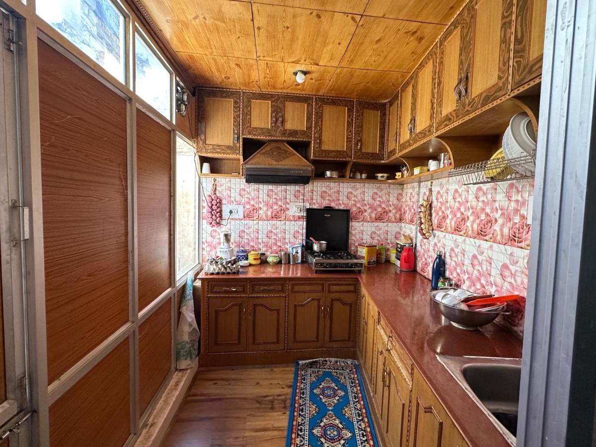 Paradise Leh Residency Bagian luar foto