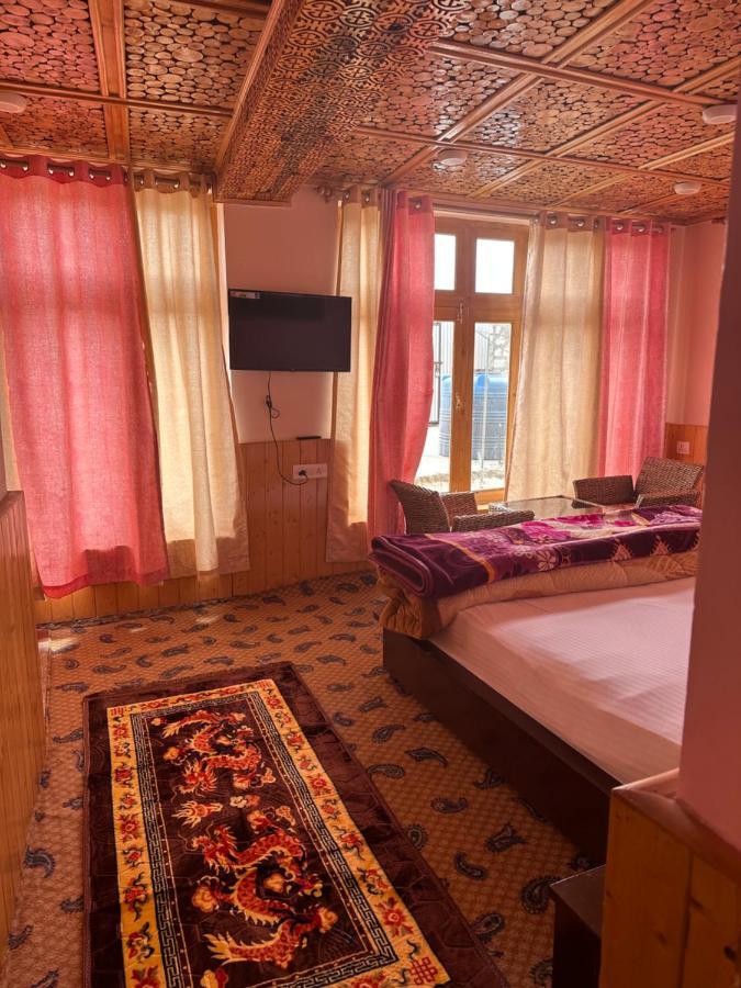 Paradise Leh Residency Bagian luar foto
