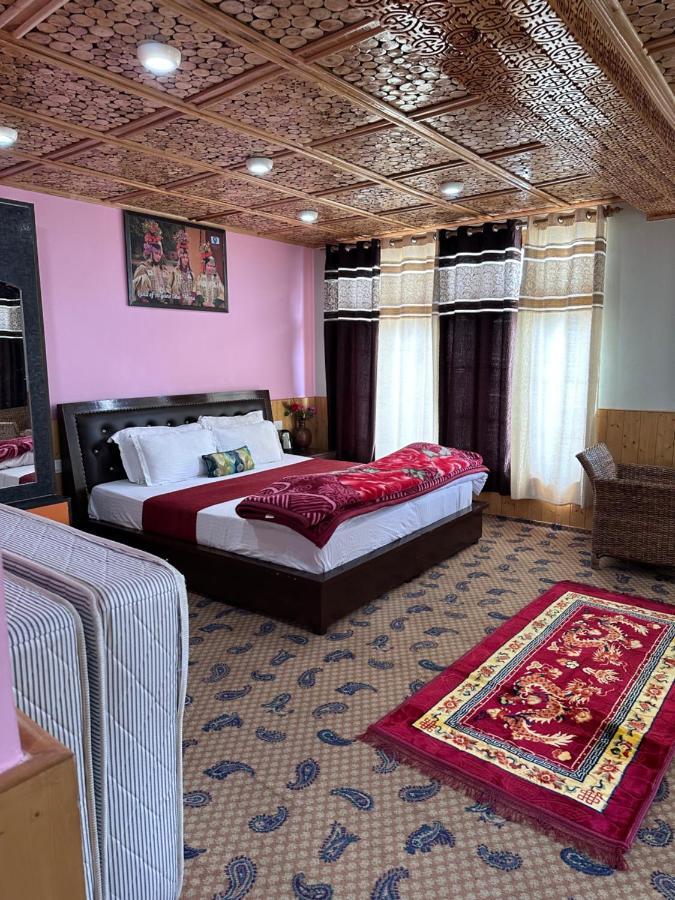 Paradise Leh Residency Bagian luar foto